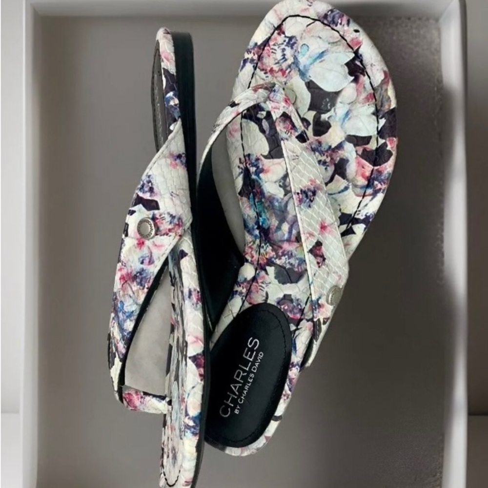 Charles By Charles David Multicolored Flip Flop T… - image 6